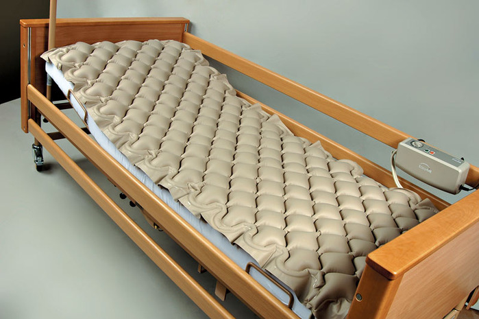 кровать для лежачих больных